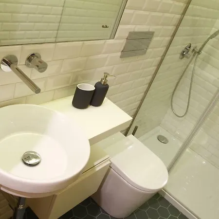 Almada Brook Apartment *